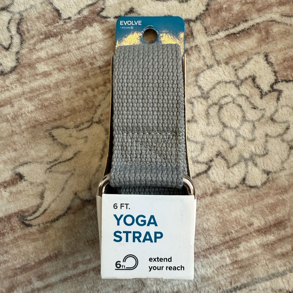 GAIAM Evolve Blue and White Yoga Strap